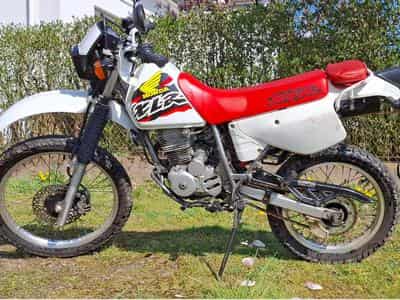 Honda XLR XLR125RW (1999) - Photo 1