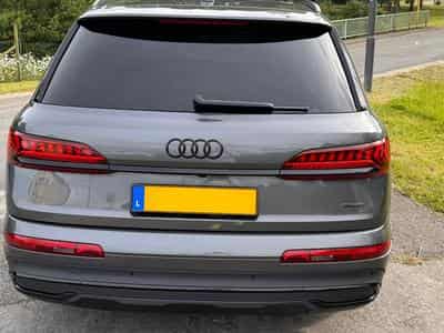 Audi Q7 TFSI e quattro (2023) - Photo 4