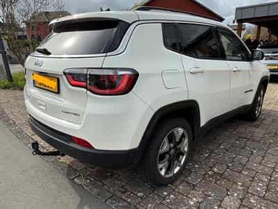 Jeep Compass Limited (2019) - Photo 3