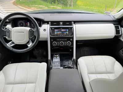 Land-Rover Discovery 3.0 TD6 HSE (2018) - Photo 4