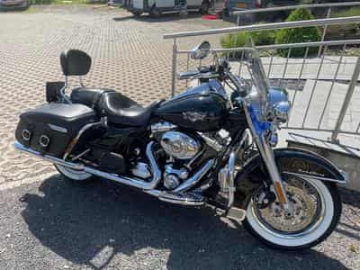 Harley-Davidson Road King Classic (2011) - Photo 1