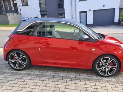 Opel Adam S (2017) - Photo 1