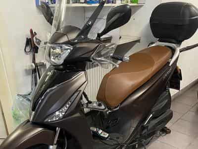 Kymco People (2022) - Photo 1
