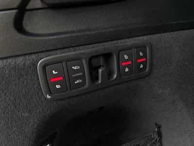 Audi SQ7 4.0L tiptronic 7 places (2018) - Photo 15