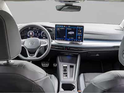VW Golf (2025) - Photo 5