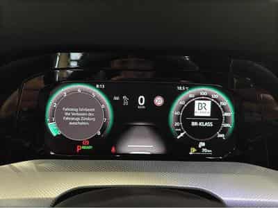 VW Golf (2026) - Photo 12