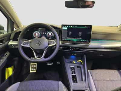 VW Golf (2026) - Photo 13