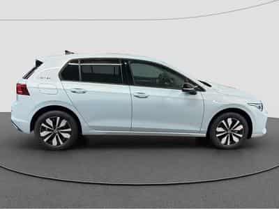 VW Golf (2026) - Photo 7