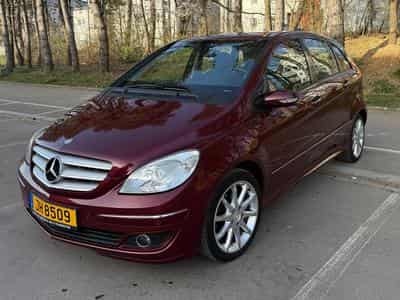 Mercedes B 200 (2006) - Foto 1