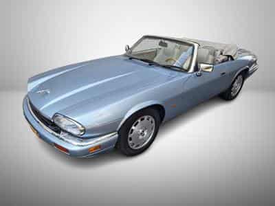 Jaguar XJSC Célébration 4.0 BVA 231 cv (1995) - Photo 1