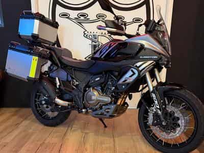 QJmotor SRT 600 SX TOURING (2026) - Photo 1