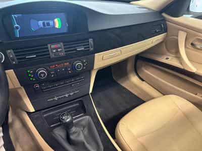 BMW 320 xDrive (2012) - Foto 10