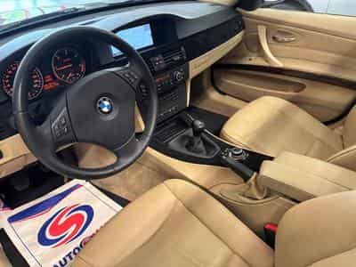 BMW 320 xDrive (2012) - Foto 8