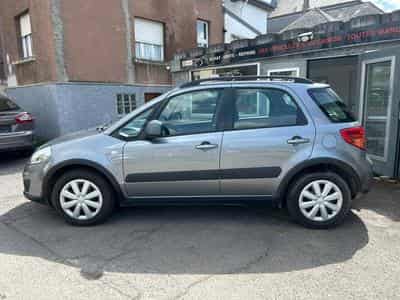 Suzuki SX4 1.6 Automatique 120cv (2013) - Photo 3