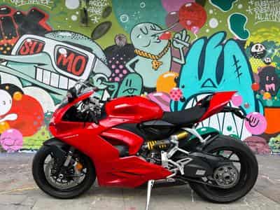 Ducati Panigale V2 (2020) - Photo 1