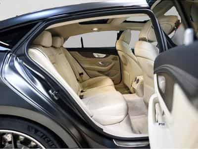 Mercedes EQ (2024) - Photo 4