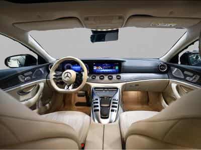 Mercedes EQ (2024) - Photo 5