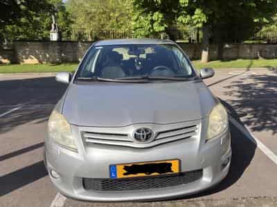 Toyota Auris (2010) - Photo 1