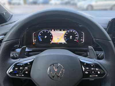 VW T-Roc T-Roc R 4Motion (2023) - Photo 10