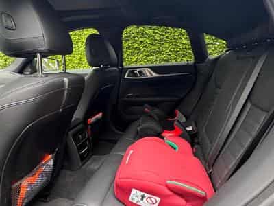 BMW i4 M50 (2023) - Photo 5