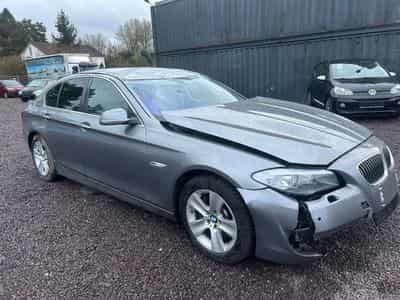 BMW 528 528 i Lim. xDrive *Autom.*Navi*Bi-Xenon*UNFALL* (2013) - Foto 2
