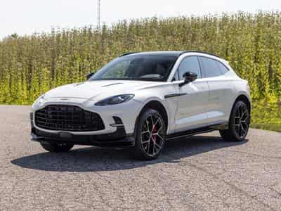 Aston-Martin DBX 707 (2025) - Photo 1