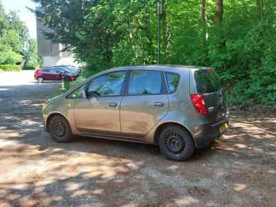 Mitsubishi Colt (2011) - Photo 12