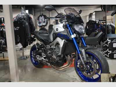 Yamaha MT09 (2015) - Photo 1