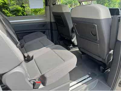 VW Multivan Bulli (2024) - Photo 2