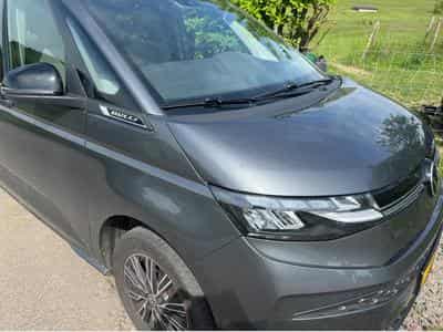 VW Multivan Bulli (2024) - Photo 1