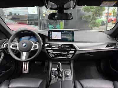 BMW 530 E xDrive Pack M (2022) - Photo 10
