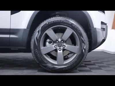 Land-Rover Defender 110 D200 S AWD Auto MY26 (2026) - Photo 7