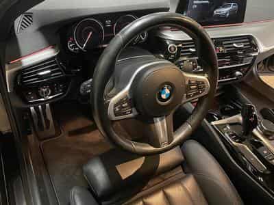 BMW 530 530d Touring M-Sport Pack (2017) - Foto 15