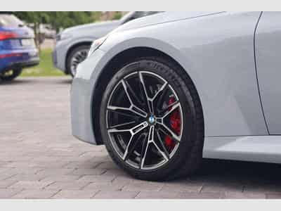 BMW M2 M2 G87 3.0 460 ch BVA – Brooklyn Grey Metallic – Toit carbon (2024) - Foto 7
