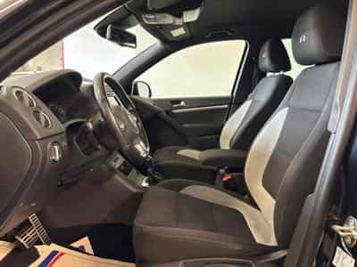 VW Tiguan R-Line 4x4 (2016) - Photo 10