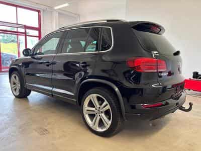 VW Tiguan R-Line 4x4 (2016) - Photo 4