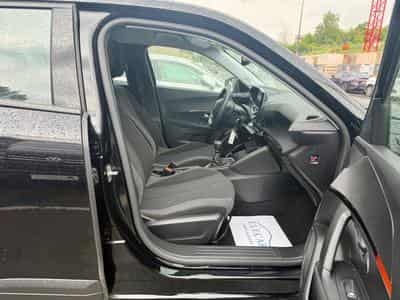 Peugeot 2008 1.2 PureTech 100 Active (2022) - Photo 9