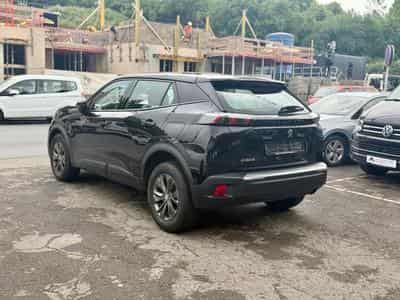 Peugeot 2008 1.2 PureTech 100 Active (2022) - Photo 4
