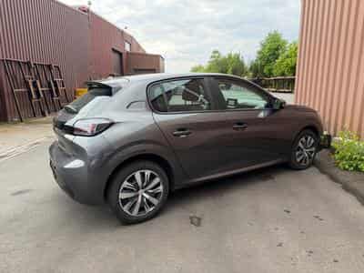 Peugeot 208 1.5 HDI 102CH Active (2020) - Photo 5