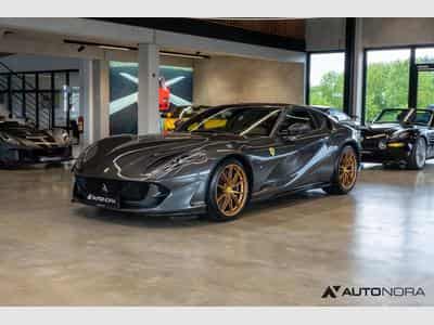 Ferrari 812 Superfast (2021) - Photo 1