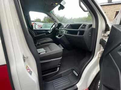 VW Multivan 2.0 TDI 150CV DSG 7 PLACES BI COLOR (2018) - Photo 11