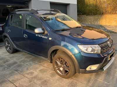 Dacia Sandero Stepway (2017) - Photo 1