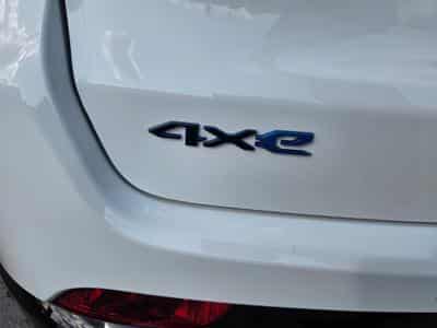 Jeep Compass SUMMIT 4XE PLUG-IN HYBRID (2025) - Photo 4