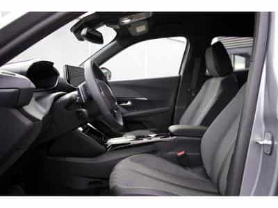 Peugeot 2008 1.2 Allure Hybrid 145 e-DSC6 ACC 360 (2025) - Photo 5