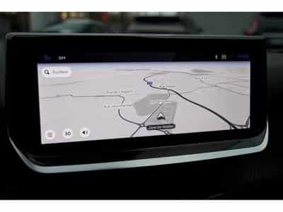 Peugeot 2008 1.2 Allure Hybrid 145 e-DSC6 ACC 360 (2025) - Photo 9