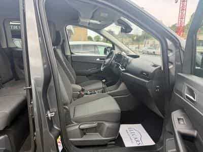 Ford Tourneo Connect 2.0 120 EcoBlue (2024) - Foto 9
