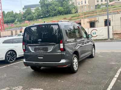 Ford Tourneo Connect 2.0 120 EcoBlue (2024) - Foto 6