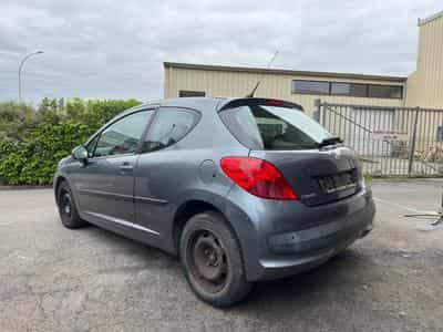 Peugeot 207 1.4i 73ch Xline (2009) - Photo 6