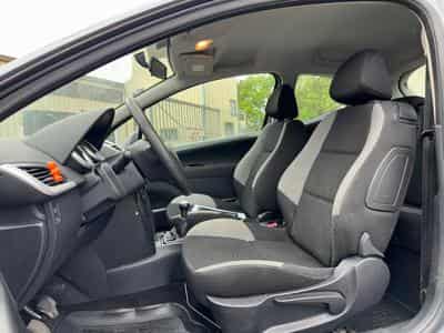 Peugeot 207 1.4i 73ch Xline (2009) - Photo 10