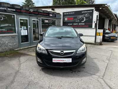 Opel Astra 1.3 Automatique (2011) - Photo 2